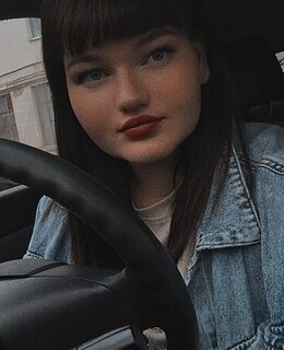 Оля